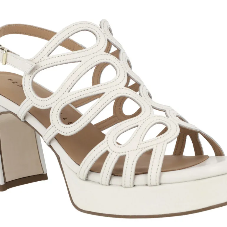 Sandalias de piel Asan con tacón ancho y plataforma
