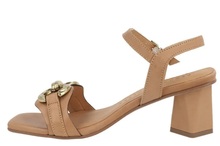 Sandalias de piel Cobán con tacones de 7 cms