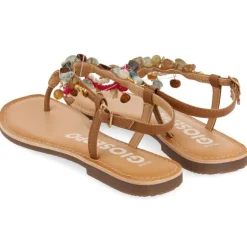 Sandalias de piel color cuero con pedrería Collan