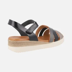 Sandalias de piel combinadas en negro y metalizados