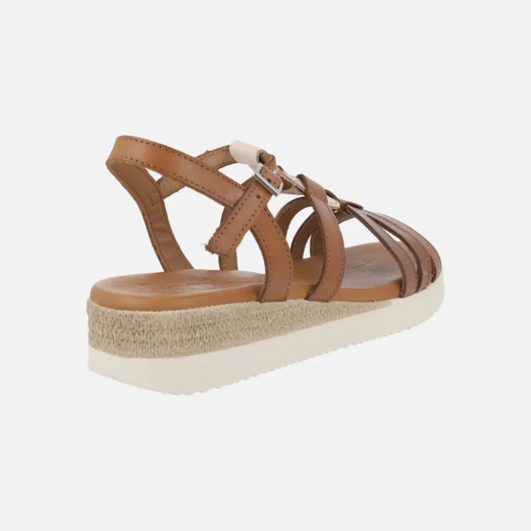 Sandalias de piel combinadas con cuña baja