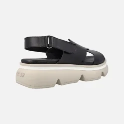 Sandalias de piel con cierre de velcro Picerno