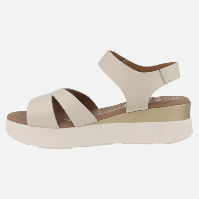 Sandalias de piel con cierre de velcro y cuña bicolor
