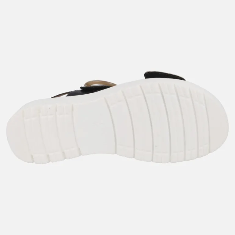 Sandalias de piel con cierre de velcro y piso High soft