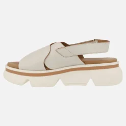 Sandalias de piel con cierre de velcro Picerno