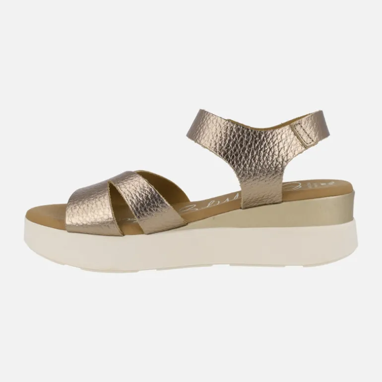 Sandalias de piel con cierre de velcro y cuña bicolor