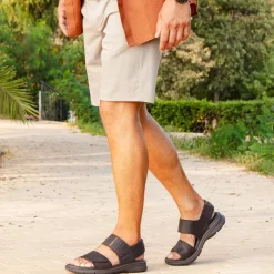 Sandalias de piel con cierre de velcro Rusell