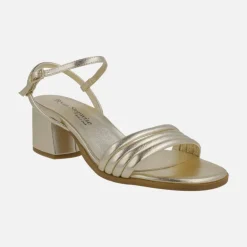 Sandalias de piel con cuatro tiras delanteras y pulsera al tobillo