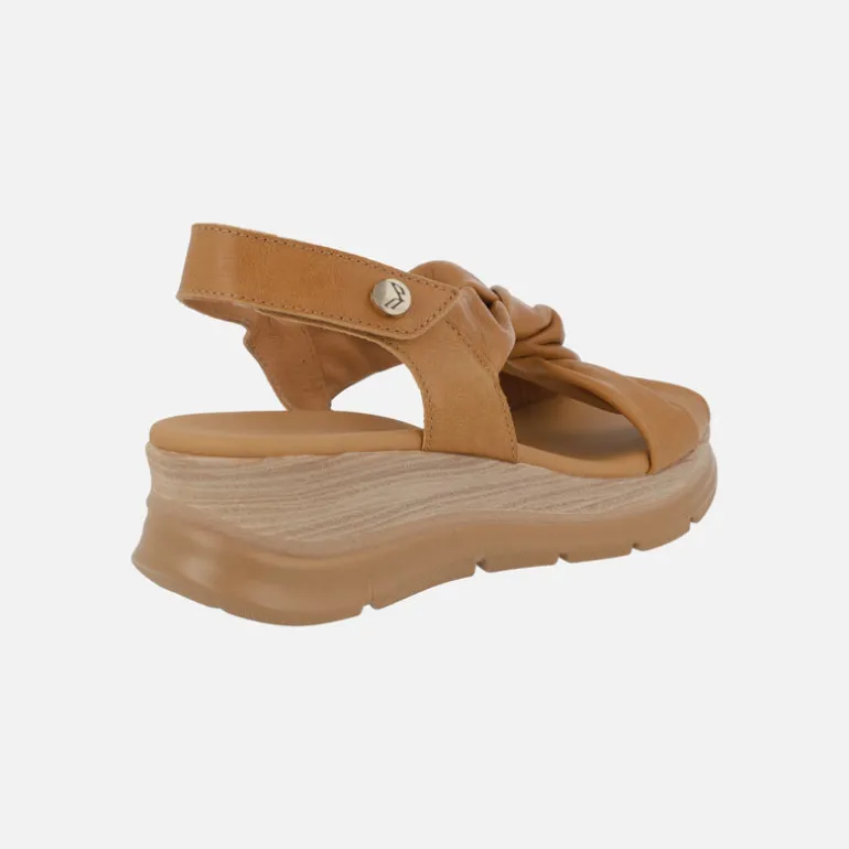 Sandalias de piel con detalle de nudo y cierre de velcro