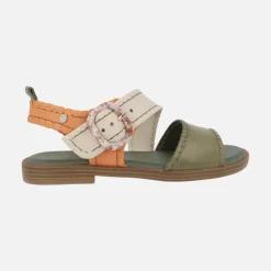 Sandalias de piel con pespuntes y hebilla nacarada