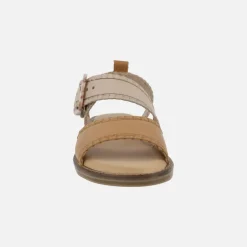 Sandalias de piel con pespuntes y hebilla nacarada