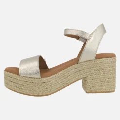 Sandalias de piel con plataforma y tacón de rafia Abaka laminado Oro