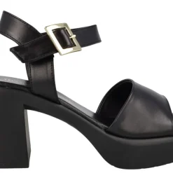 Sandalias de piel con tacón ancho y plataforma