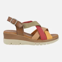 Sandalias de piel con tiras multicolor y cierre de hebilla