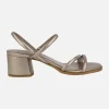Sandalias de piel con tiras y tacón ancho