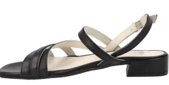 Sandalias de piel con tiras y tacón bajo
