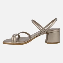 Sandalias de piel con tiras y tacón ancho