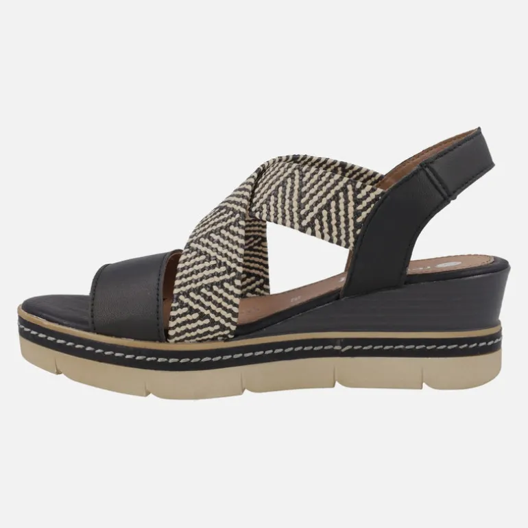 Sandalias de piel con tiras cruzadas en acabado rafia
