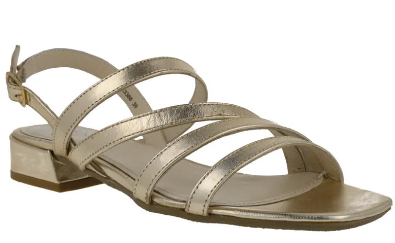 Sandalias de piel con tiras y tacón bajo