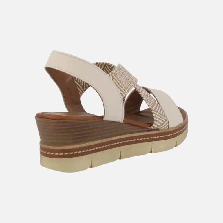 Sandalias de piel con tiras cruzadas en acabado rafia