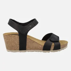 Sandalias de piel en color negro con cierre de velcros