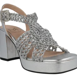 Sandalias de piel en colores metalizados con pala trenzada