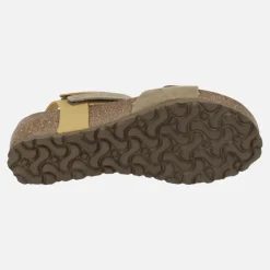 Sandalias de piel en combinado de kaki y mostaza con cierre de velcros