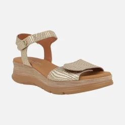 Sandalias de piel grabada efecto trenzado con cierres de velcro