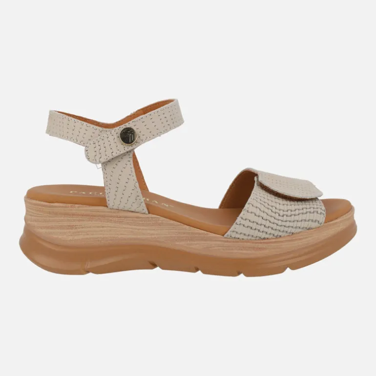 Sandalias de piel grabada efecto trenzado con cierres de velcro