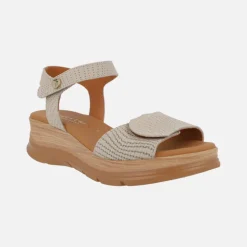 Sandalias de piel grabada efecto trenzado con cierres de velcro