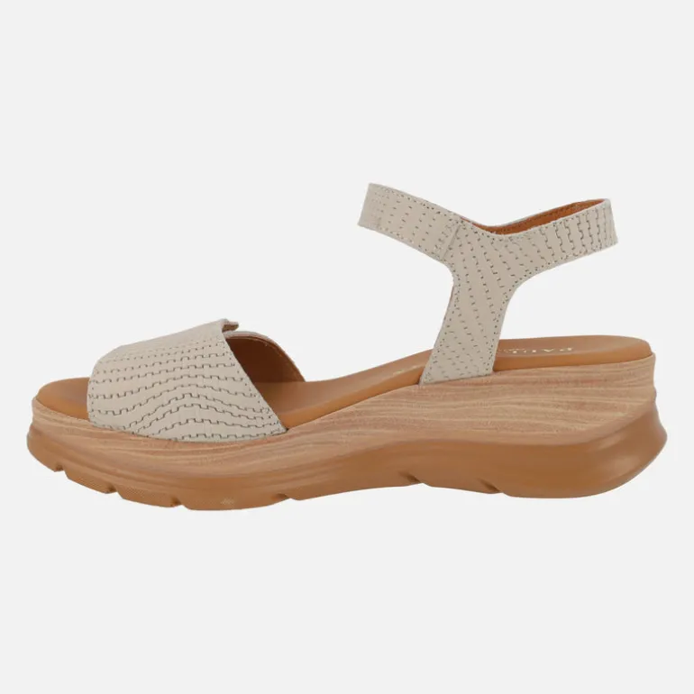 Sandalias de piel grabada efecto trenzado con cierres de velcro