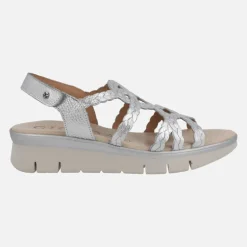 Sandalias de piel metalizadas efecto trenzado con cierre de velcro