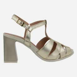 Sandalias de piel metalizada con tacones altos