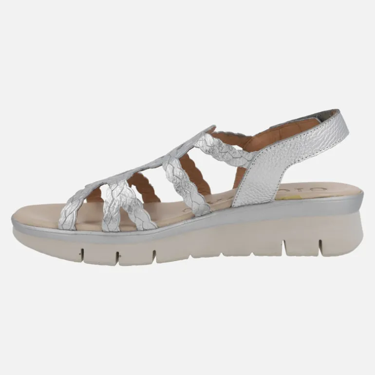 Sandalias de piel metalizadas efecto trenzado con cierre de velcro