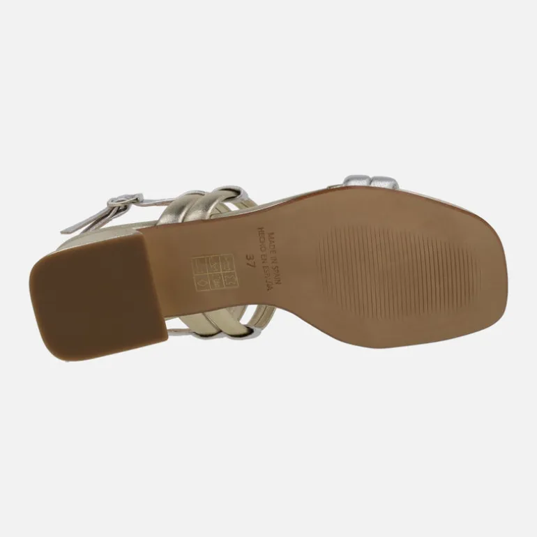 Sandalias de piel metalizadas en combinado oro y plata