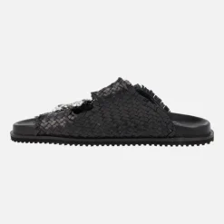 Sandalias de piel trenzada con hebillas joya