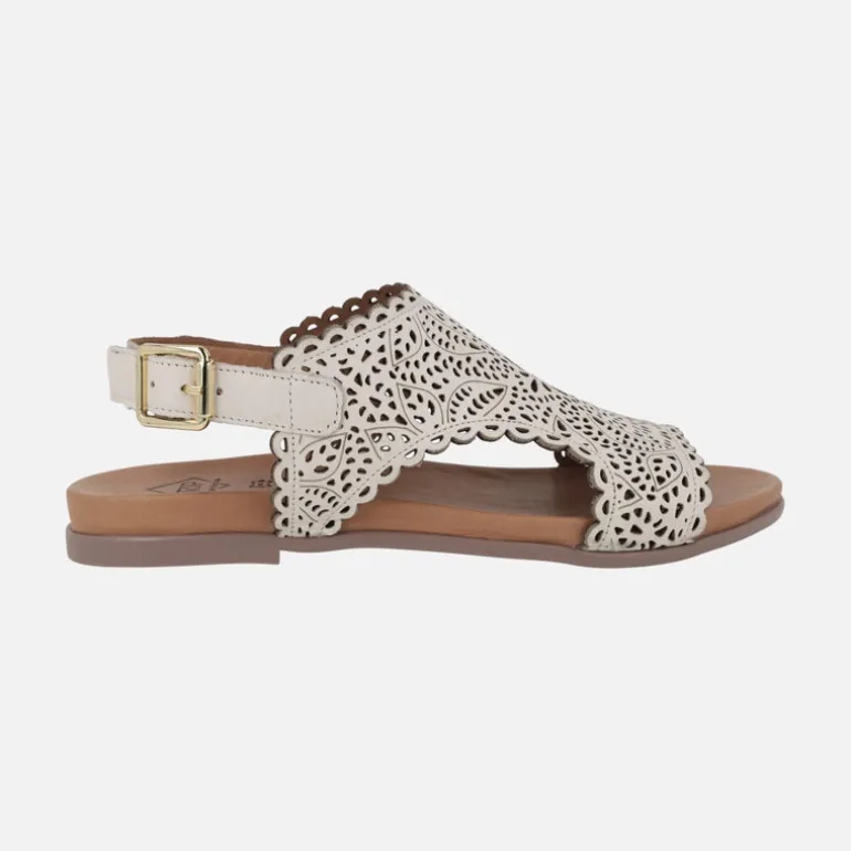 Sandalias de piel troqueladas con tira al talón