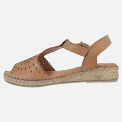 Sandalias de piel troqueladas con piso de esparto