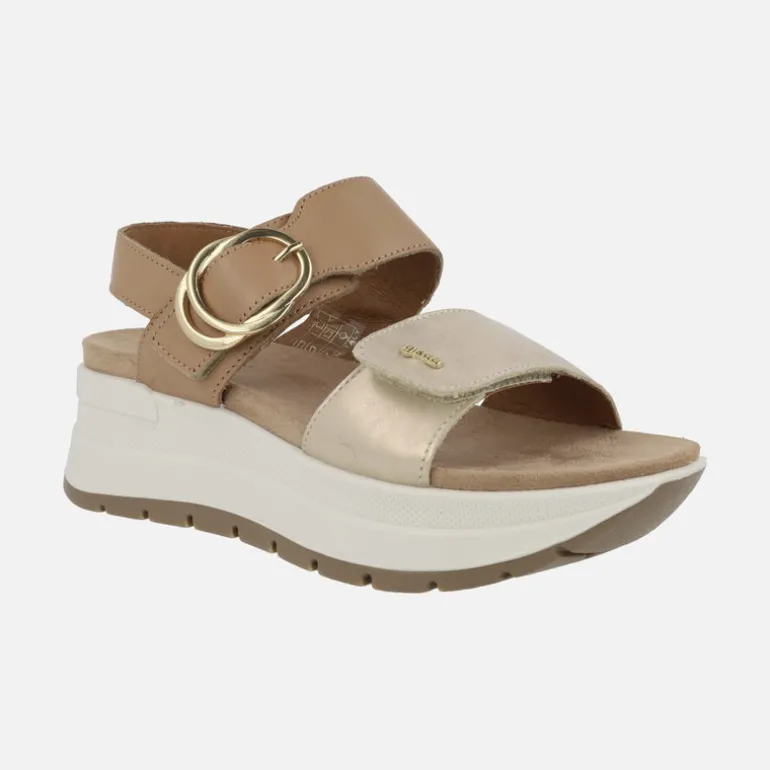 Sandalias de plataforma con tiras de velcro en combinado oro