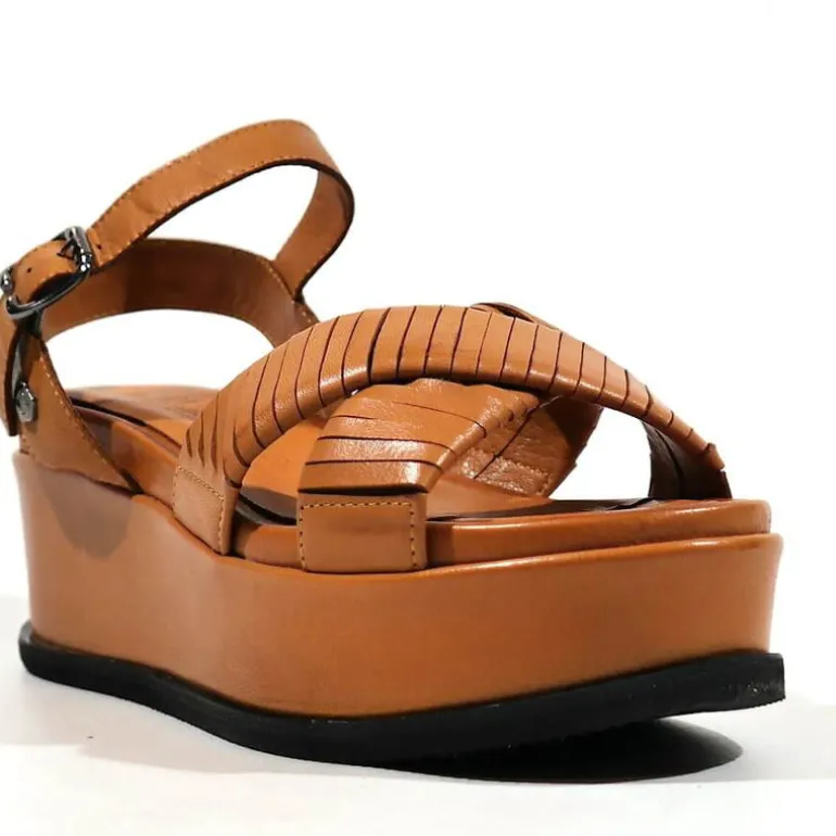 Sandalias de plataforma con tiras cruzadas mujer