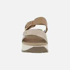 Sandalias de plataforma con tiras de velcro en combinado oro