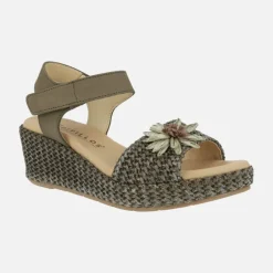 Sandalias de rafia con adorno de flor y cierre de velcro