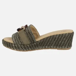 Sandalias de rafia con adorno de cadena