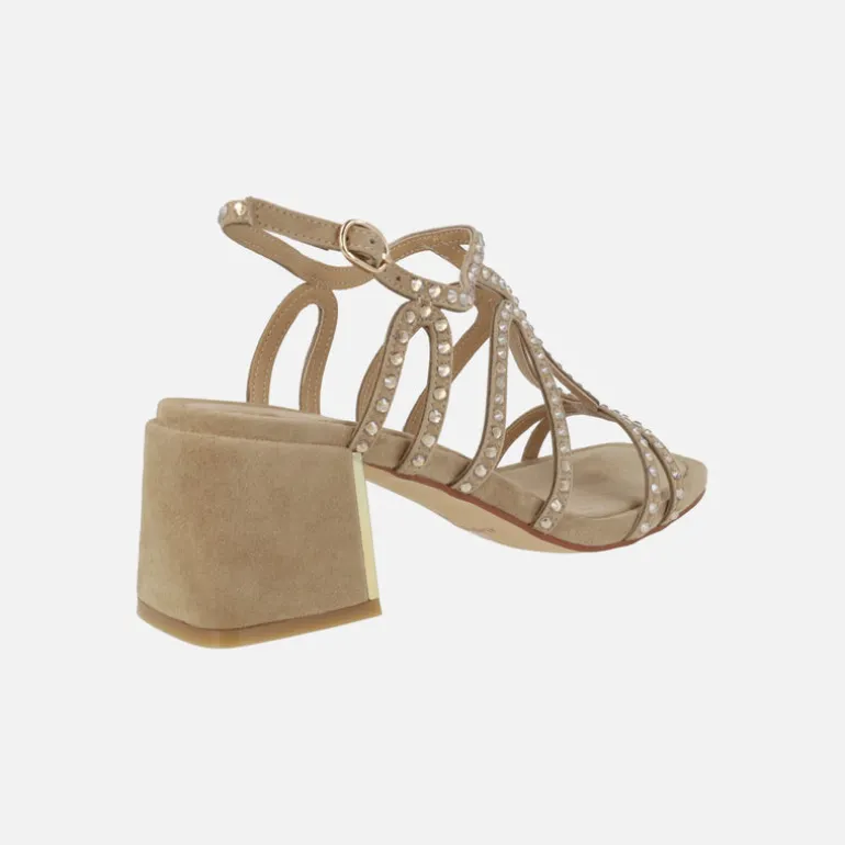 Sandalias de tacón en ante beige con detalles de strass