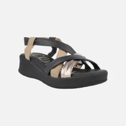 Sandalias de tiras de piel combinadas y cuña baja