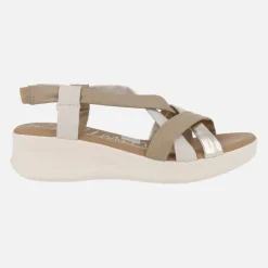 Sandalias de tiras de piel combinadas y cuña baja