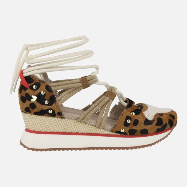 Sandalias deportivas en animal print leopardo Kewaskum