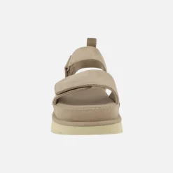 Sandalias en ante beige con cierre de velcro Ugg Goldenstar