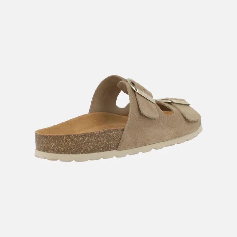 Sandalias estilo bio en serraje taupe con hebillas doradas