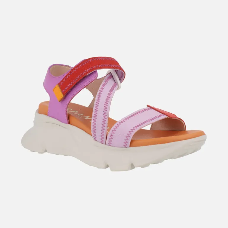 Sandalias Hispanitas con piso volumen y cierre de velcro